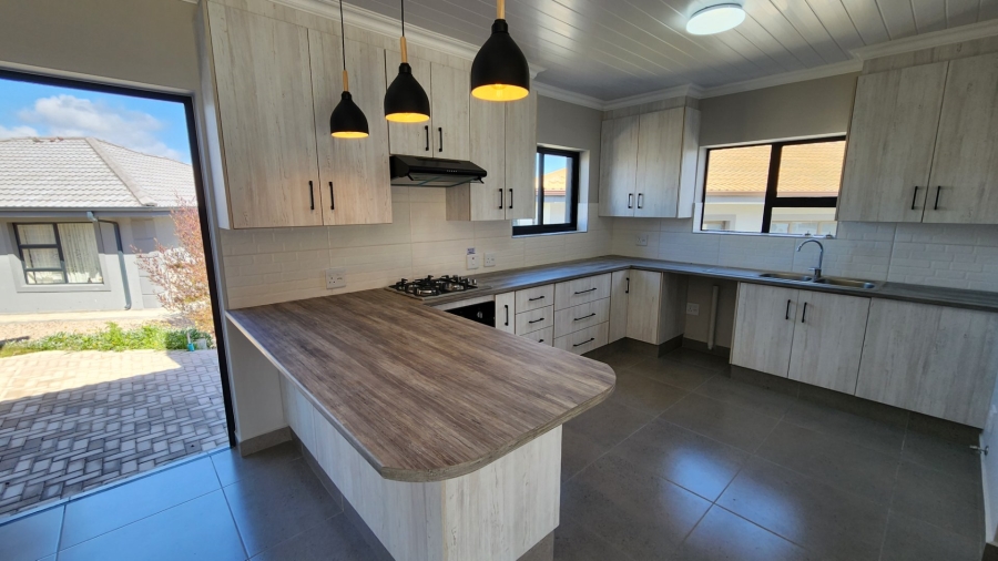 3 Bedroom Property for Sale in Dana Bay Western Cape